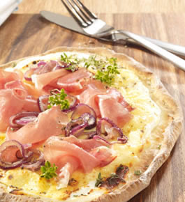 Tarte flambée met Parma ham